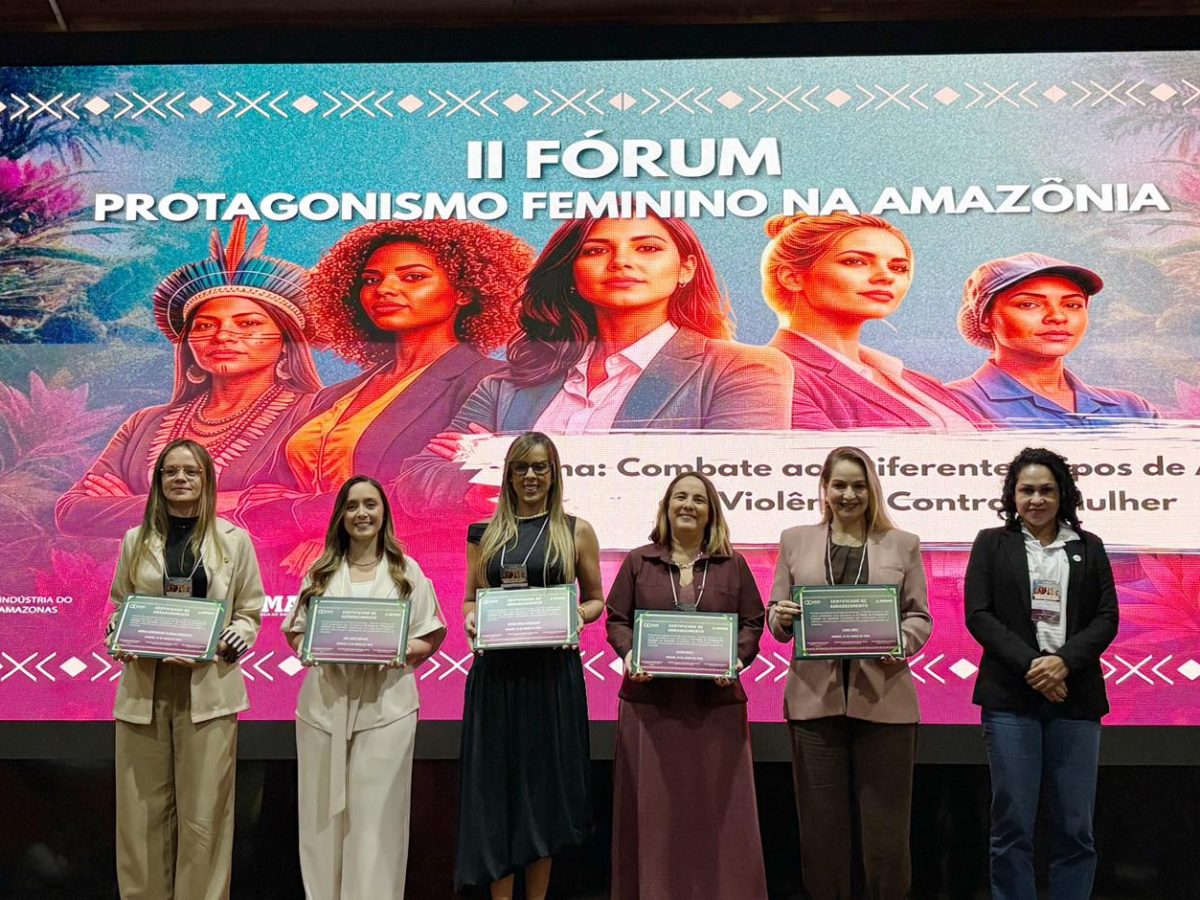 Defensora participa de Fórum Feminino