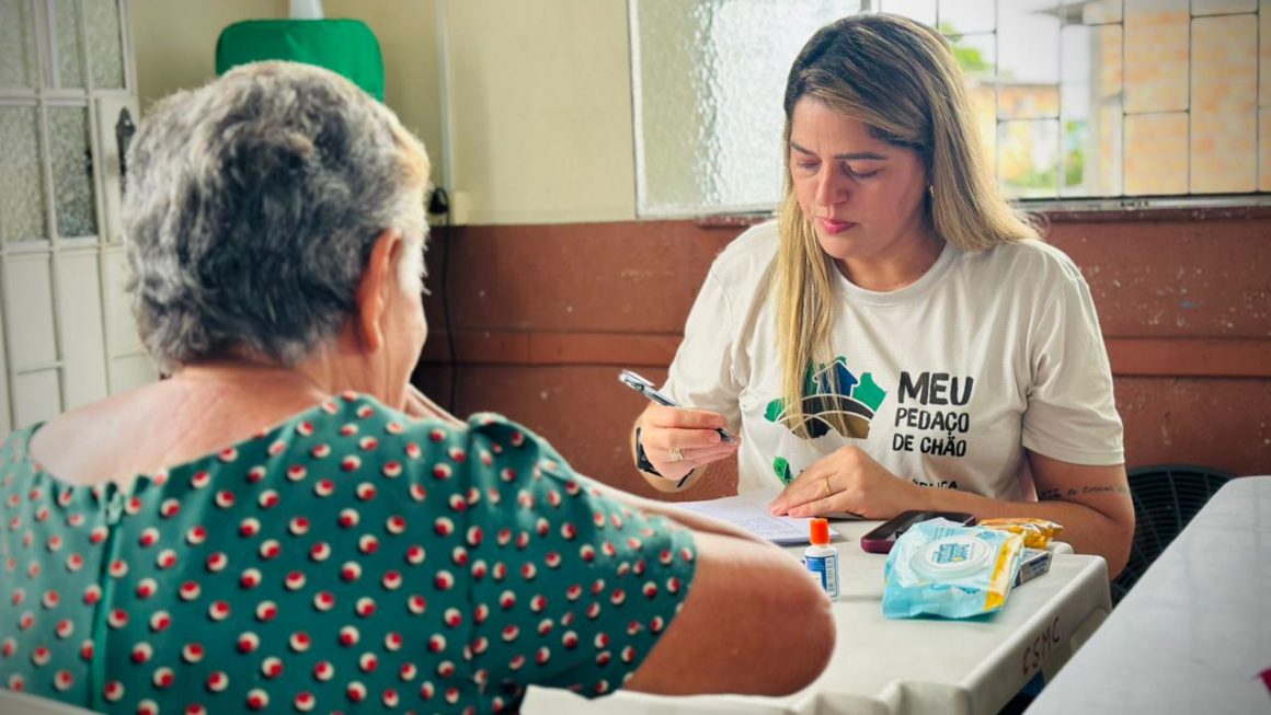 Na 4ª maior favela do Brasil, Defensoria atua com orientação jurídica para a regularização fundiária