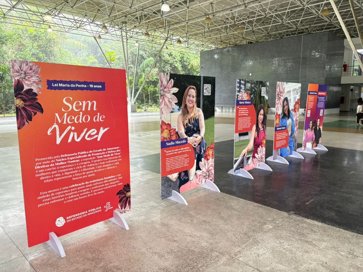 A exposição fica em cartaz na Ufam até 22 de maio