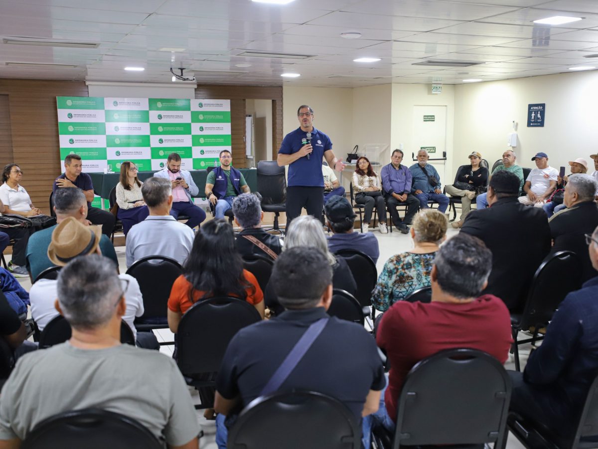 Reunião da Defensoria com mais de 80 lideranças comunitárias