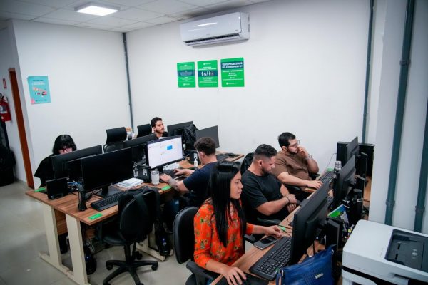 Atendimento do Núcleo Criminal da Defensoria amplia acesso à defesa e orientação jurídica no Amazonas