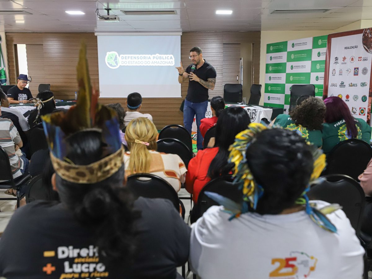 A Defensoria Pública do Amazonas (DPE-AM) sediou, ao longo de três dias, o “Encontro Moradia e Justiça Climática: Conflitos Socioambientais em Favelas e Comunidades em Manaus”, reunindo especialistas, lideranças comunitárias e movimentos sociais para debater os desafios relacionados à moradia e ao meio ambiente na capital amazonense. As atividades foram encerradas nesta sexta-feira (29/5), na sede administrativa da Instituição, na Avenida André Araújo, nº 679, bairro Aleixo.