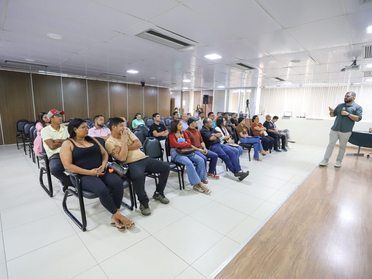 Defensoria Pública do Estado do Amazonas (DPE-AM) promoveu, nesta quinta-feira (21/5), a quarta edição do projeto “Filhos para Sempre”, iniciativa voltada à orientação de famílias sobre a construção de relações saudáveis após o divórcio