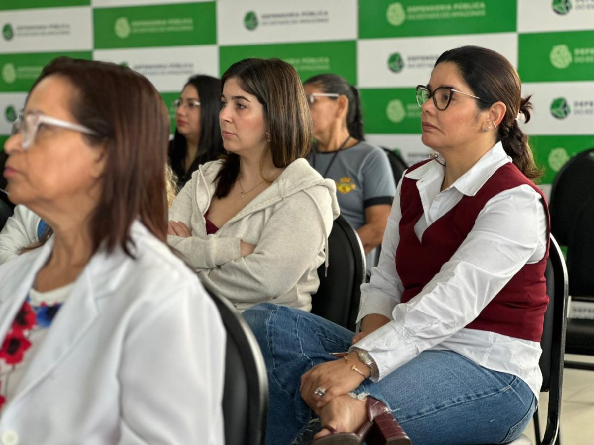 Atividade integra a 2ª Semana de Combate ao Assédio, à Violência Política e à Discriminação e abordou perspectivas psicológicas e jurídicas sobre o tema