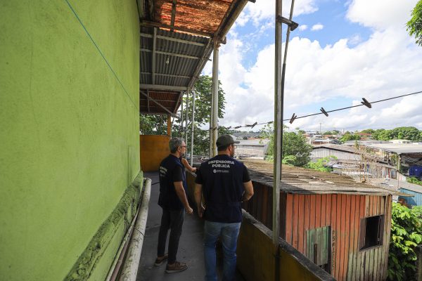 Defensoria promove encontro sobre conflitos socioambientais em favelas e comunidades de Manaus