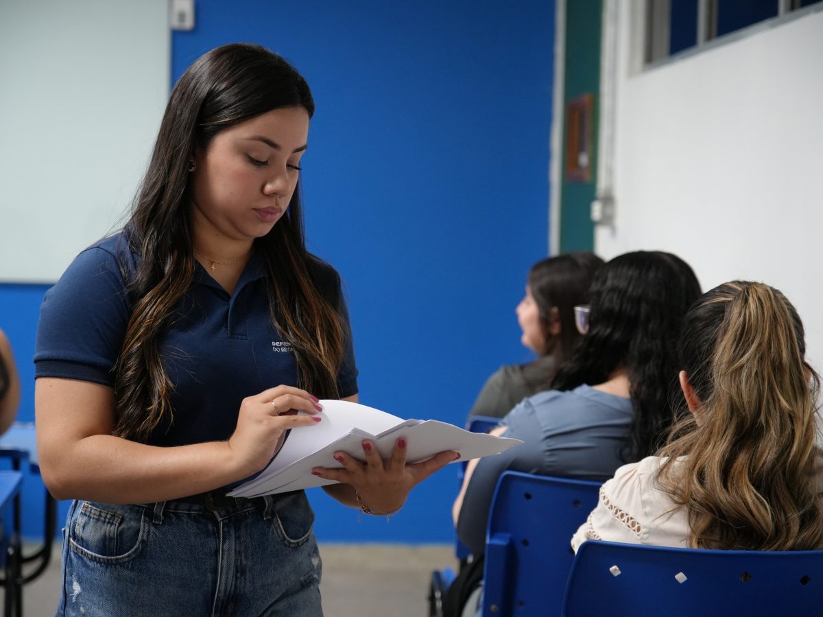 Inscrições seguem abertas até quinta-feira (25/06); processo seletivo oferece bolsa de R$ 1 mil para atuação em Manaus