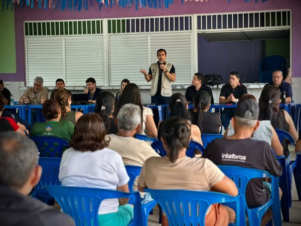 Defensoria reúne moradores e empresas de energia para buscar solução aos apagões em Humaitá