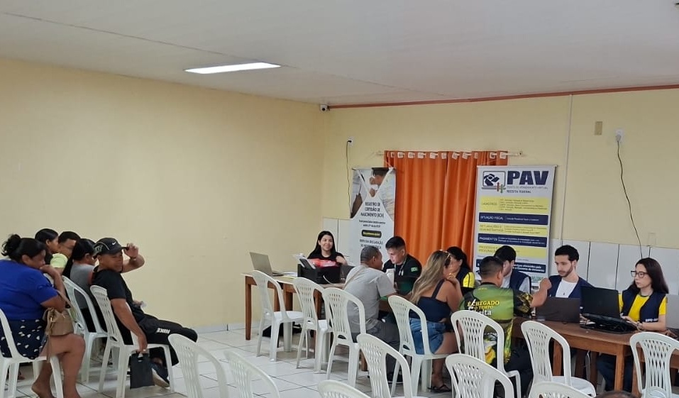 A Defensoria Pública do Estado do Amazonas (DPE-AM) realiza, até esta terça-feira (30/06), atendimentos jurídicos gratuitos no município de Tefé. A ação integra a 17ª edição do projeto "Fenapred Mais Cidadania Aleam", iniciativa da Frente Parlamentar de Cuidados e Prevenção à Depressão, Suicídio e Drogas (Fenapred), e oferece assistência em demandas de Direito de Família e Registros Públicos. A atividade acontece no Hotel Oliveira II, localizado na Rua Marechal Deodoro, nº 112, no Centro da cidade.