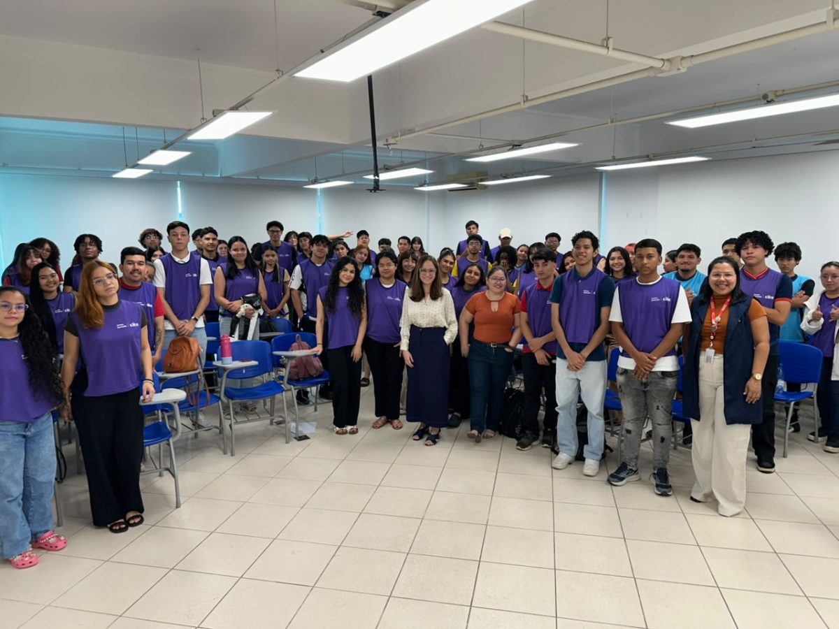 Ação orientou adolescentes e jovens sobre como identificar situações de violência dentro e fora do ambiente de trabalho
