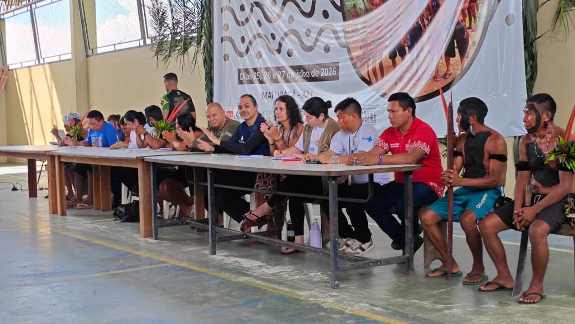 Durante o evento, também foram debatidos temas como saúde indígena e a implantação de programas de educação no território Yanomami