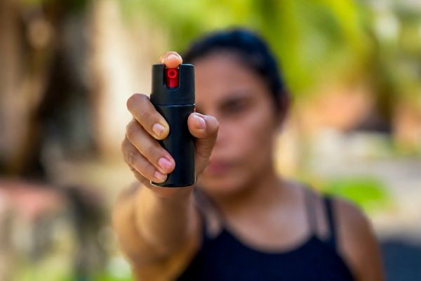 Nova lei do ‘spray de pimenta’: Defensoria do Amazonas orienta sobre uso responsável e destaca importância da rede de proteção