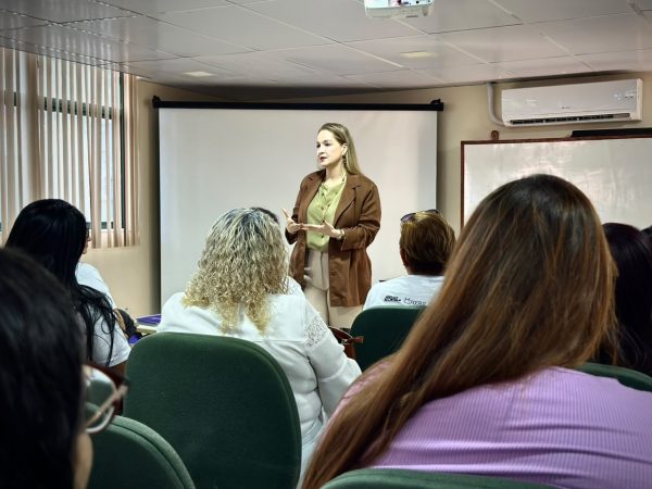 Defensoria do Amazonas capacita participantes do projeto ‘Defensoras Populares’ sobre direitos das mulheres