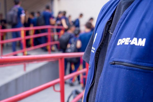 Defensoria Pública institui equipe especial para fiscalizar estrutura da educação e proteção de crianças e adolescentes no Amazonas