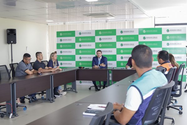 Defensoria do Amazonas cobra soluções para famílias afetadas por incêndio no Viver Melhor 3