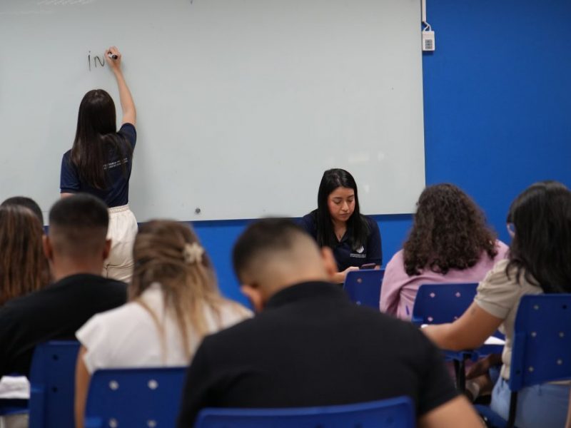 A Defensoria Pública do Estado do Amazonas (DPE-AM) está com inscrições abertas para o processo seletivo de estágio destinado à formação de cadastro de reserva, com atuação no município de Lábrea, a 702 quilômetros de Manaus. Estudantes do curso de Direito podem se inscrever até o dia 28 de agosto, exclusivamente pelo e-mail dpeam.purus@defensoria.am.def.br.