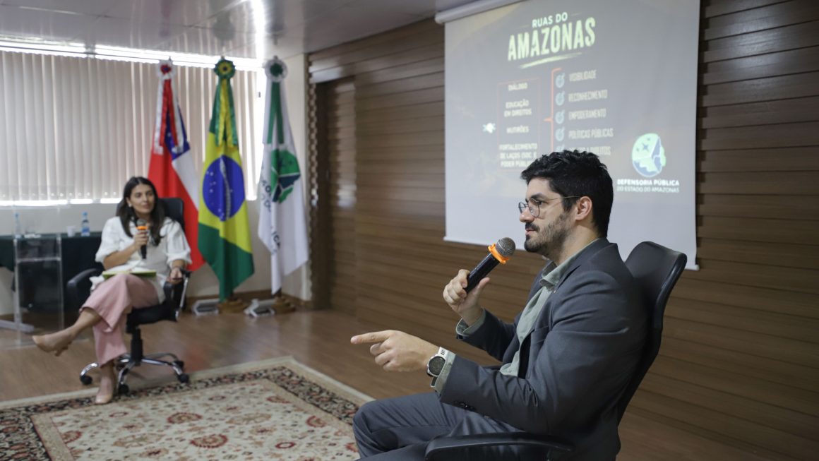 A Defensoria Pública do Estado do Amazonas (DPE-AM), por meio da Escola Superior (Esudpam), realiza, entre os dias 21 e 28 de agosto, uma programação de cursos e capacitações que aborda temas como atendimento, população em situação de rua, violência doméstica e desaparecimento de pessoas.
