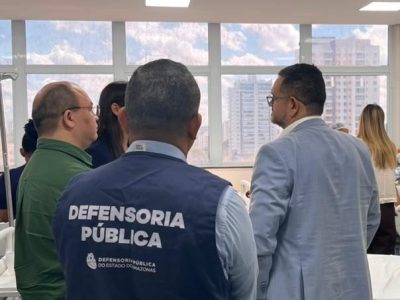 Cancelamentos reiterados de consultas, agendas bloqueadas para novos agendamentos e demora na realização de exames estão entre os problemas que levaram a Defensoria Pública do Estado do Amazonas (DPE-AM) a instaurar Procedimento Coletivo para apurar possíveis falhas estruturais na oferta de serviços oftalmológicos da rede pública de saúde do Estado.