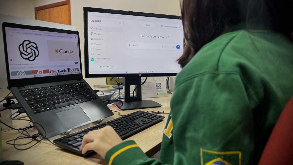 Até onde é seguro utilizar ferramentas de Inteligência Artificial (IA) no serviço público, onde profissionais lidam diariamente com informações pessoais de cidadãos? A pergunta ganha relevância à medida que essas tecnologias passam a fazer parte da rotina de trabalho. O tema será um dos assuntos discutidos no 2º Encontro da Rede Amazonense de Proteção de Dados (RAPD), que será realizado nesta quinta-feira (27/8), em Manaus.