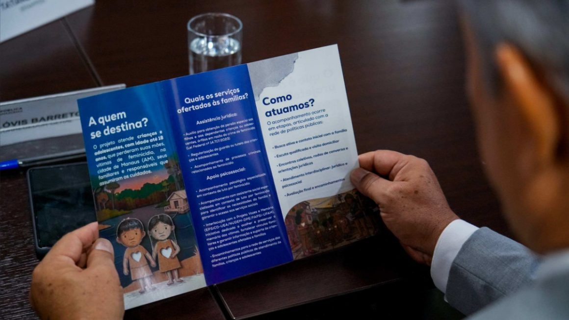 A Defensoria Pública do Estado do Amazonas (DPAM) prepara a ampliação do projeto “Órfãos do Feminicídio”, que oferece assistência jurídica e social a crianças e adolescentes que perderam a mãe vítima de feminicídio. A iniciativa foi apresentada nesta terça-feira (25/8), de forma virtual, a defensores e servidores da capital e do interior do estado.