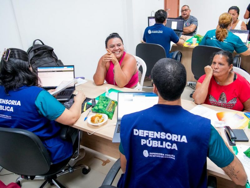 A Defensoria Pública do Estado do Amazonas (DPAM) realiza ação de atendimentos jurídicos em Codajás, distante 240 quilômetros de Manaus, até sexta-feira (4/9). Os moradores poderão buscar orientações nas áreas de Família e Registros Públicos, além de outros serviços relacionados às necessidades das famílias.
