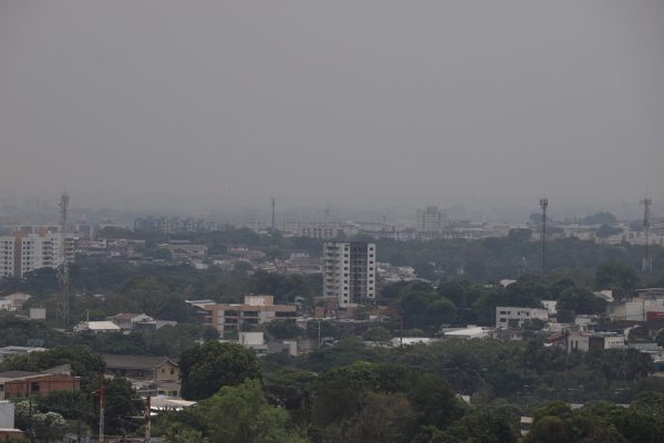 Com a capital encoberta por fumaça, Defensoria reforça pedido de providências ao Poder Público para mitigar efeitos das queimadas