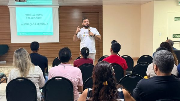 Projeto ‘Filhos Para Sempre’ da Defensoria orienta pais separados sobre convivência com os filhos
