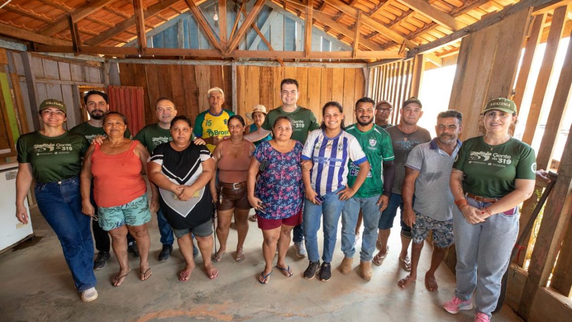 Representantes de oito famílias apresentaram suas demandas acerca da construção da ponte sobre o Igarapé Liberdade