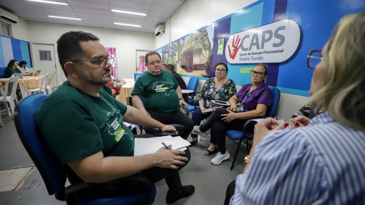 A Defensoria Pública do Amazonas (DPAM) realizou, nesta terça-feira (1º/09), uma fiscalização e uma ação de atendimentos no Lar Rosa Blaya, residência terapêutica da Rede de Atenção Psicossocial (RAPS), localizada no bairro Santa Etelvina, na zona norte de Manaus. A iniciativa faz parte da “Semana D”, mobilização nacional realizada em nove estados e voltada à garantia do direito à saúde da população em situação de vulnerabilidade.