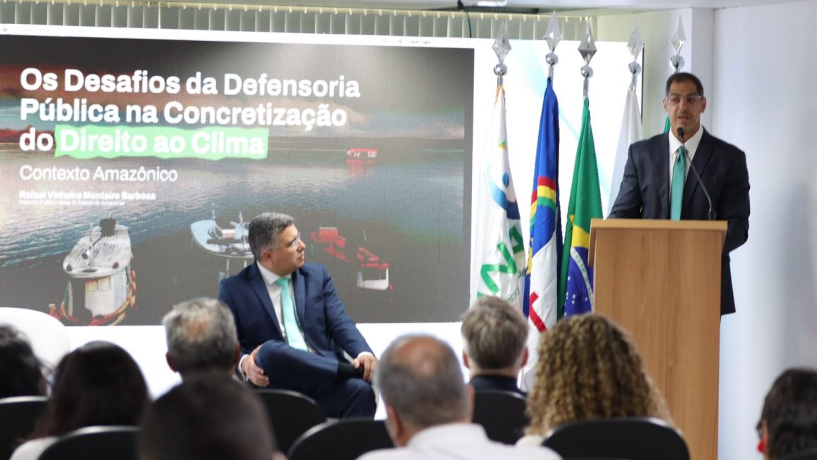 O defensor público geral do Amazonas e vice-presidente do Conselho Nacional das Defensoras e Defensores Públicos-Gerais (Condege), Rafael Barbosa, participou, nesta sexta-feira (25/09), do 11º Congresso da Associação Interamericana de Defensorias Públicas (AIDEF), realizado no Recife, em Pernambuco. O congresso também contou com a presença da defensora pública do Amazonas Karoline Santos, que acompanhou as atividades do encontro.