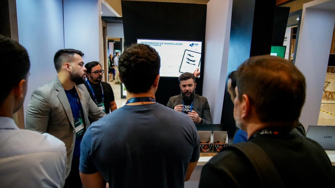 A Defensoria Pública do Amazonas (DPAM) participa do Expojud 2026, realizado em Brasília, de 6 a 8 de outubro. A instituição leva ao evento soluções tecnológicas desenvolvidas para ampliar a eficiência do atendimento e facilitar o acesso dos assistidos às suas informações. Entre os destaques estão o Sistema de Gestão Integrada (SGI), ferramenta interna de gestão e governança da Defensoria, e o novo Portal do Assistido.
