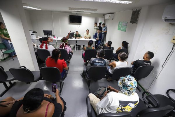 Defensoria do Amazonas cobra soluções de moradia para famílias desabrigadas após reintegração de posse no Santa Etelvina