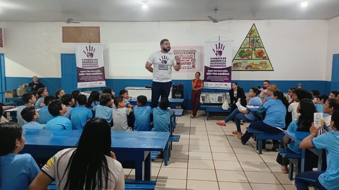 Atividade reuniu estudantes para discutir os direitos das pessoas com deficiência e identificar práticas capacitistas no cotidiano