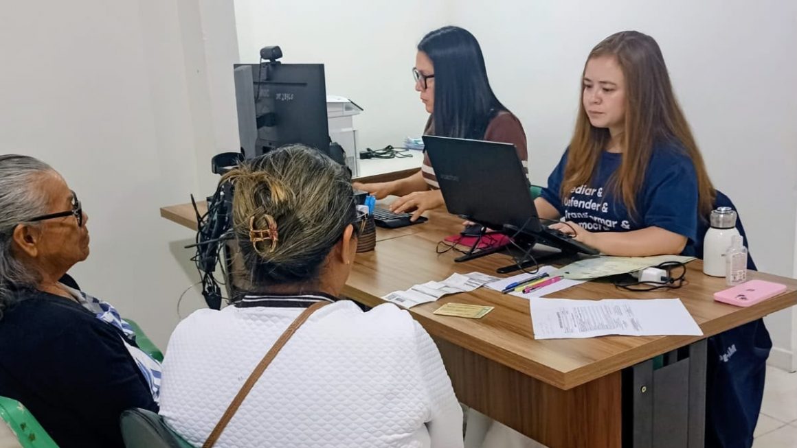 A Defensoria Pública do Amazonas (DPAM) realizará uma semana de atendimentos jurídicos em Santa Isabel do Rio Negro, na região do Alto Rio Negro, distante 630 km de Manaus em linha reta, entre os dias 9 e 13 de novembro. A iniciativa vai ampliar a oferta de serviços à população durante o período, com atendimentos das 8h às 14h, no Posto de Atendimento Avançado (PAV) da instituição, localizado na Avenida Danilo Correa, s/n, Centro, ao lado da Prefeitura.