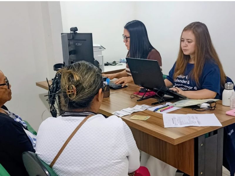 A Defensoria Pública do Amazonas (DPAM) realizará uma semana de atendimentos jurídicos em Santa Isabel do Rio Negro, na região do Alto Rio Negro, distante 630 km de Manaus em linha reta, entre os dias 9 e 13 de novembro. A iniciativa vai ampliar a oferta de serviços à população durante o período, com atendimentos das 8h às 14h, no Posto de Atendimento Avançado (PAV) da instituição, localizado na Avenida Danilo Correa, s/n, Centro, ao lado da Prefeitura.